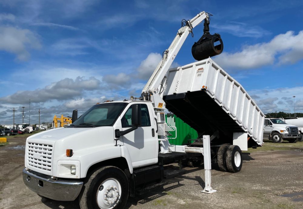 2006 Chevrolet Kodiak 7100 lbs Crane Grapple Truck 20' Boom Dump Bed