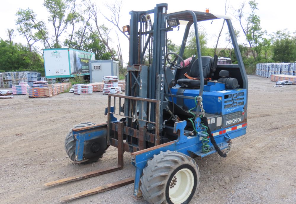 2008 Princeton PB50 5,000 lbs Rough Terrain Piggyback Forklift bidadoo -Repair