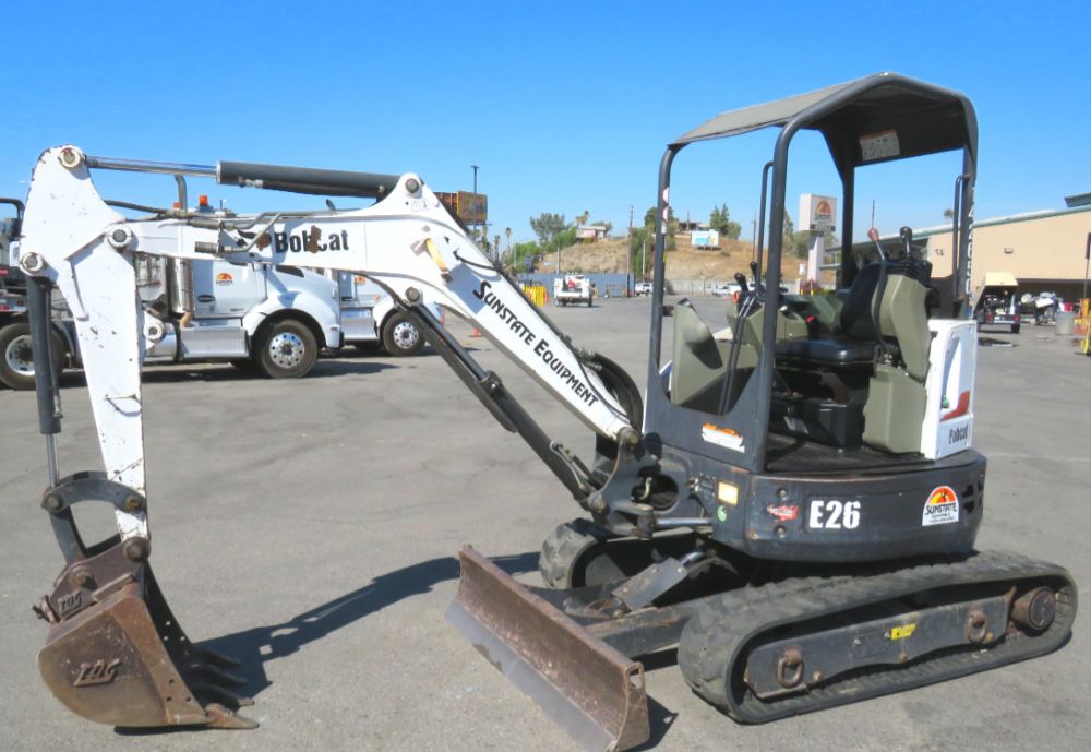 2015 Bobcat E26 Mini Excavator Rubber Tracks Backhoe Aux Hyd Blade Q/C