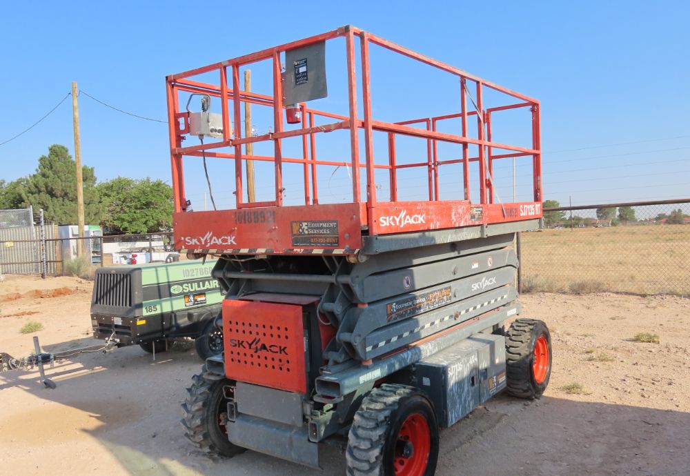 2016 Skyjack 7135 RT 35' 4WD Diesel Rough Terrain Scissor Lift Man -Parts/Repair