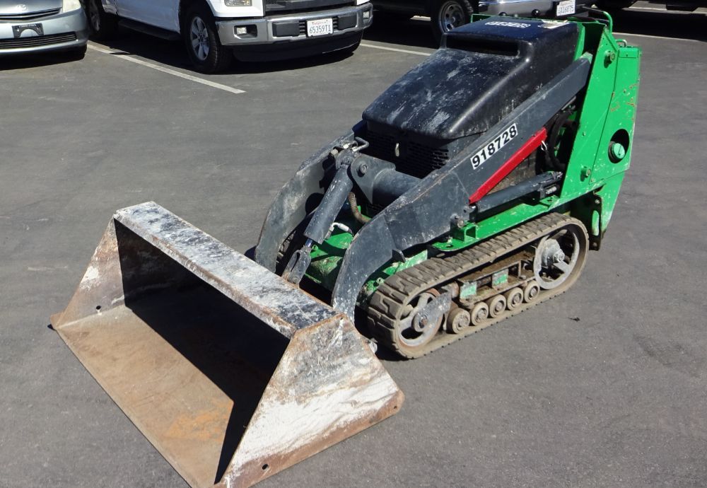 2016 Toro Dingo TX 525 Walk Behind Mini Skid Steer Loader Track Diesel