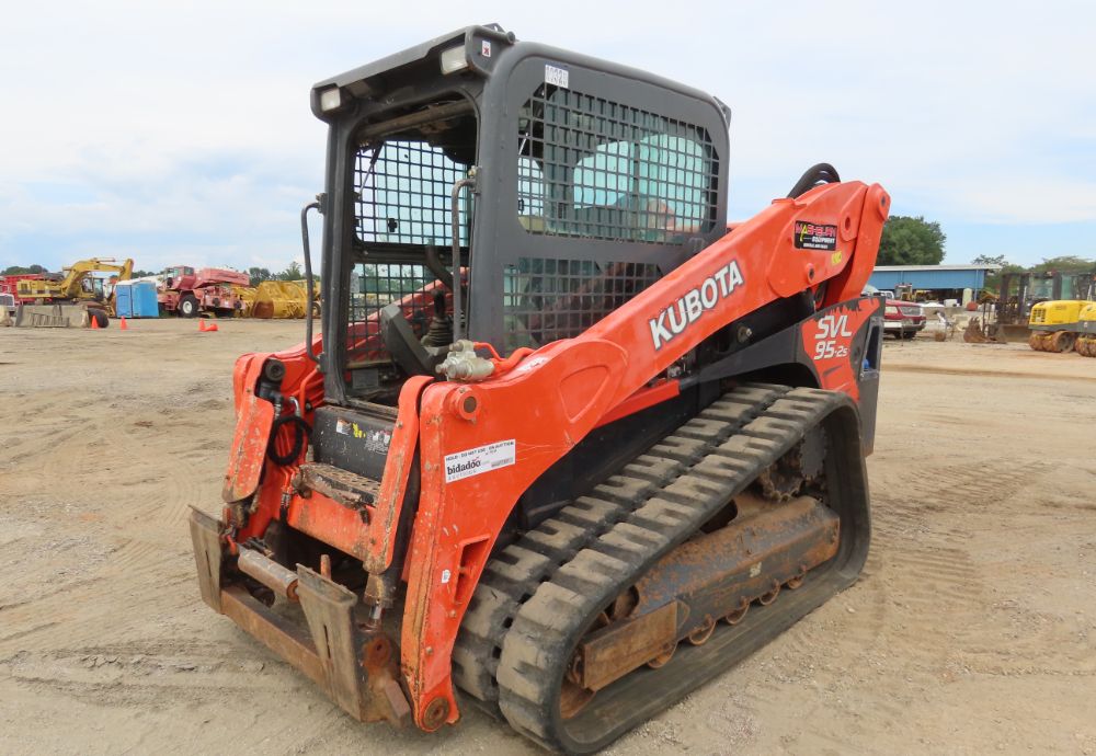 2017 Kubota SVL95-2S Skid Steer Track Loader A/C Aux Hyd Coupler 2 Spd